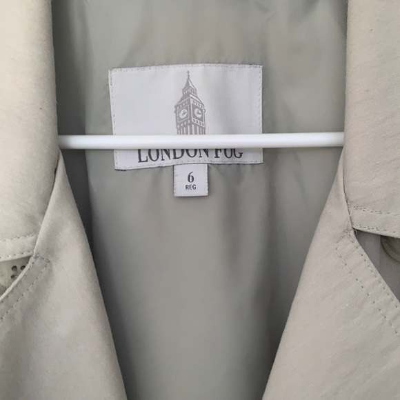 London Fog trench coat - Picture 2 of 7
